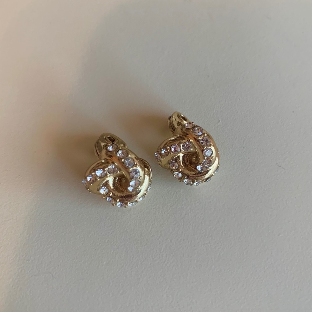 Macy’s Clip On Earrings Knot Crystal Diamond Gold Rhinestone Sparkly Braided